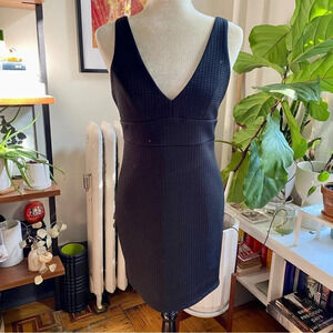 NWT Mahina Houndstooth Quilted Dress